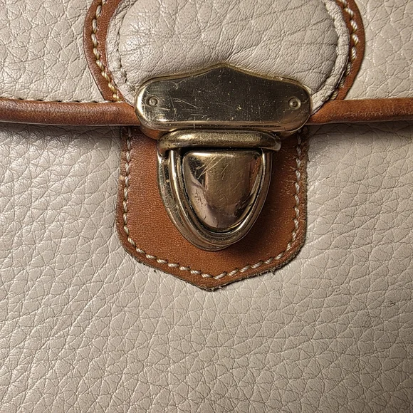 Vintage Dooney & Bourke AWL Crossbody Bag Cream Tan | Rehab Project - Picture 3 of 6